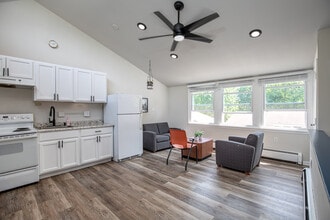 Villages at Hartford in Hartford, CT - Building Photo - Building Photo