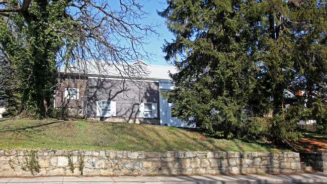 6122 Old Washington Rd in Elkridge, MD - Building Photo - Building Photo