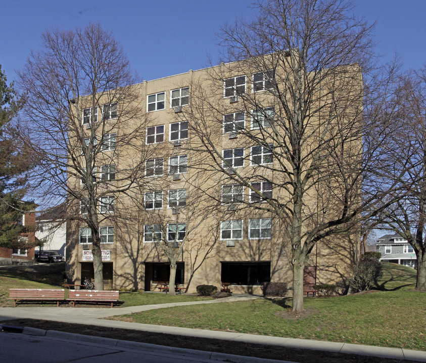 Parkview Apartments in Beloit, WI - Building Photo