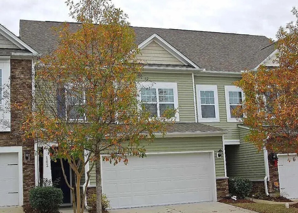 162 Skyros Loop in Cary, NC - Building Photo