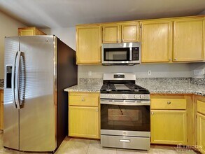8974 Spring Peeper Ave in Las Vegas, NV - Building Photo - Building Photo
