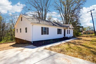 132 Shady Grove Rd in Kings Mountain, NC - Building Photo - Building Photo
