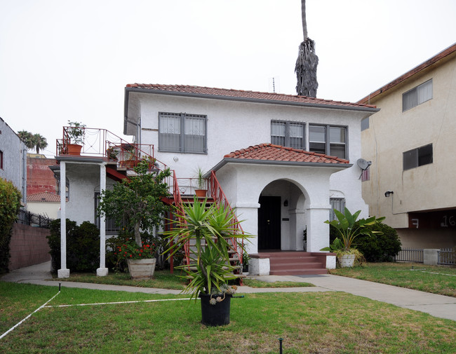 3321-3323 1/2 W. Adams Bl in Los Angeles, CA - Foto de edificio - Building Photo
