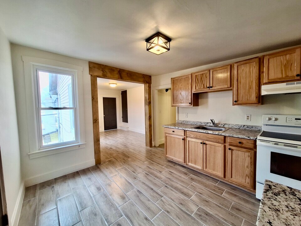 258 S Spruce St, Unit 201 in Elizabethtown, PA - Foto de edificio