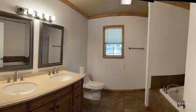 4110 Derrick St in Kingston, OK - Building Photo - Building Photo