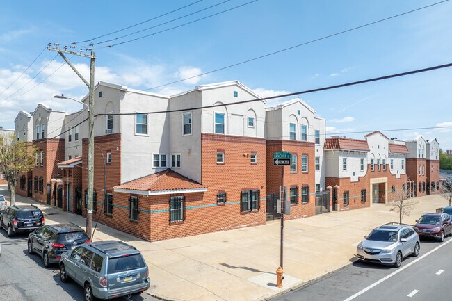 Villas Del Caribe in Philadelphia, PA - Building Photo - Primary Photo