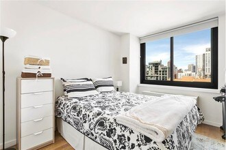 515 E 72nd St-Unit -#A15 in New York, NY - Building Photo - Building Photo