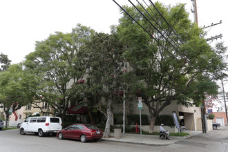 Sun Dial Glendon in Los Angeles, CA - Building Photo - Building Photo