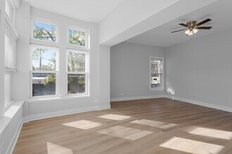 7600 N Sheridan Rd in Chicago, IL - Building Photo - Building Photo