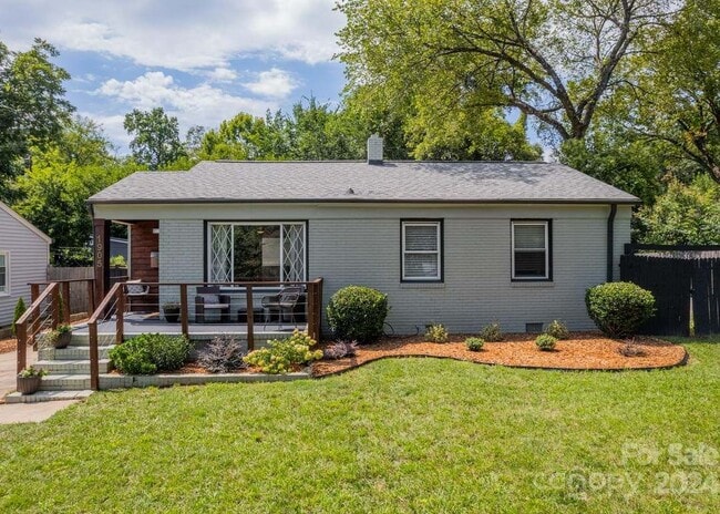 property at 1905 Anderson St