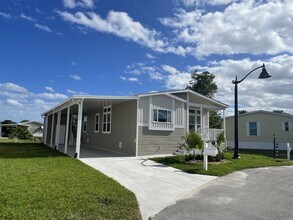 6902 42nd Trail N in Riviera Beach, FL - Building Photo - Building Photo
