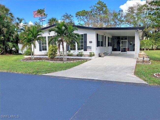 26303 Atlanta Dr in Bonita Springs, FL - Building Photo - Building Photo