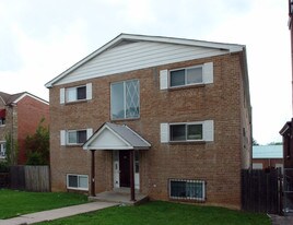 1123 Swede St in Norristown, PA - Building Photo