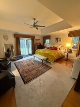 1437 Ashley Dr in Virginia Beach, VA - Building Photo - Building Photo