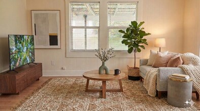 613 N 11th Ave in Durant, OK - Building Photo - Building Photo