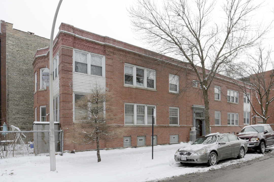 1235 W Elmdale Ave in Chicago, IL - Building Photo