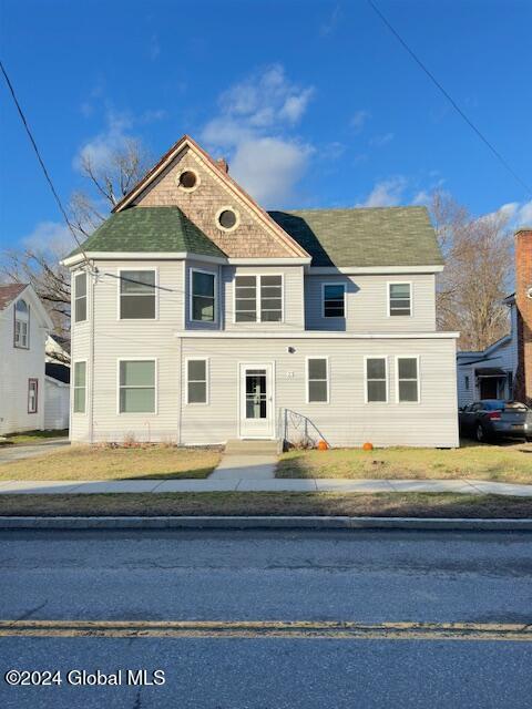 23 River St in Hoosick Falls, NY - Building Photo