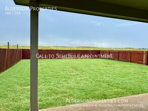 942 Pumpkin Rdg in New Braunfels, TX - Building Photo - Building Photo