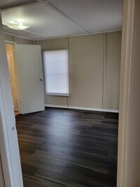 511 Browns Creek Rd photo'