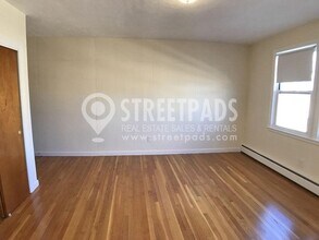 172 N Beacon St in Boston, MA - Building Photo - Building Photo