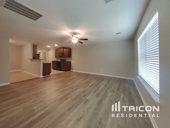 24033 Wilde Dr in Magnolia, TX - Building Photo - Building Photo