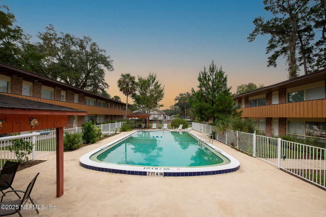 1217 Park Ave in Orange Park, FL - Building Photo