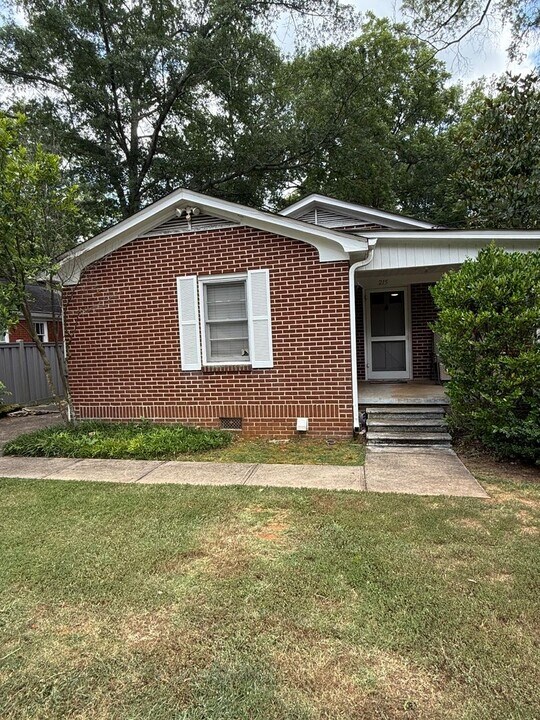 215 Price Ave in Athens, GA - Building Photo
