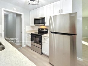 1065 Wall St in Eustis, FL - Building Photo - Building Photo