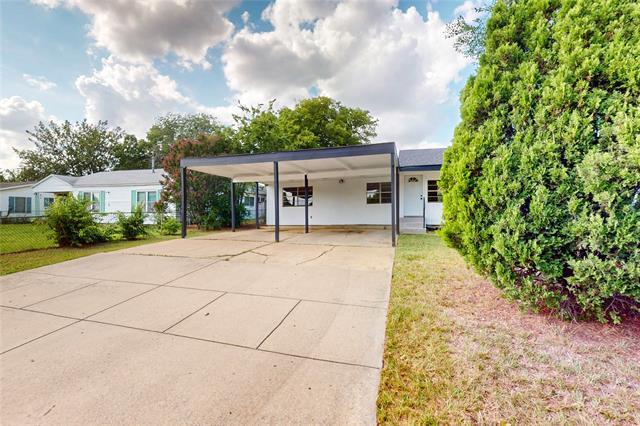 5637 Bonnie Dr in Watauga, TX - Building Photo - Building Photo