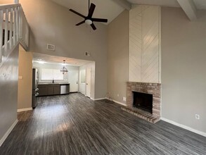 22530 August Leaf Dr in Tomball, TX - Building Photo - Building Photo