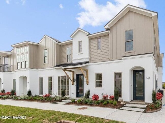 property at 115 Gaunt Ln