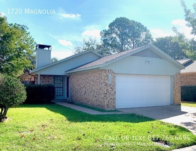 property at 1720 Magnolia Ln