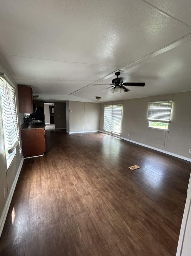 313 Belew St in Oak Grove, KY - Building Photo - Building Photo