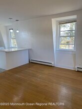 1039 Norwood Ave-Unit -5 in Long Branch, NJ - Building Photo - Building Photo