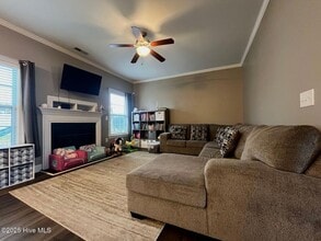 582 Century Dr in Cameron, NC - Foto de edificio - Building Photo