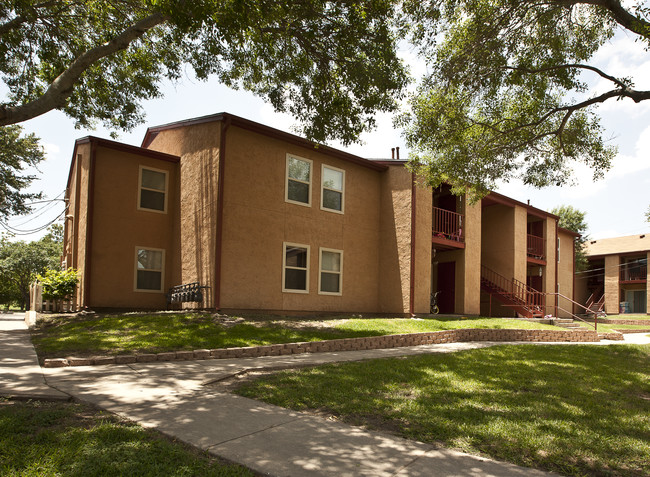 River Park Village East in Lampasas, TX - Building Photo - Building Photo