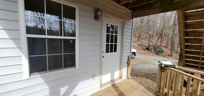 387 Sugarloaf Rd in Boone, NC - Foto de edificio - Building Photo