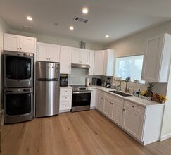 15857 Stare St in North Hills, CA - Building Photo - Building Photo