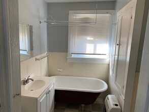 451 Oak Ave in Harahan, LA - Building Photo - Building Photo