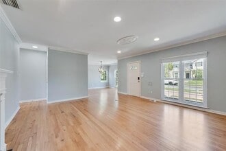 6050 Ellsworth Ave in Dallas, TX - Building Photo - Building Photo