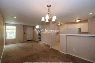 20674 SW Nantucket Ln in Beaverton, OR - Building Photo - Building Photo