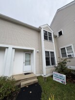 1 Salem Pl in Amherst, MA - Building Photo