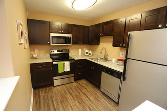 The Monterey Apartments and Townhomes in Brunswick, OH - Building Photo - Interior Photo