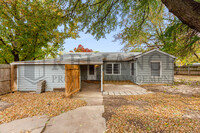 6335 Jacksonville Dr in Park City, KS - Foto de edificio - Building Photo