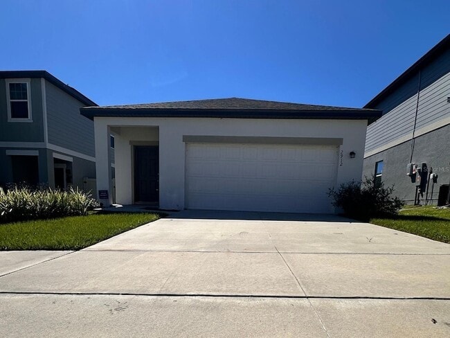 property at 2912 Poppy Ave