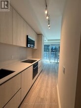 110 Broadway Ave in Toronto, ON - Building Photo - Building Photo