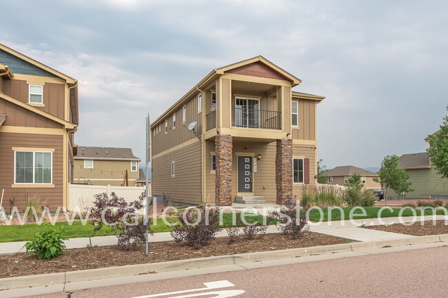 property at 1322 Antrim Loop