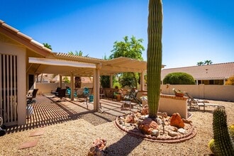14405 W Greystone Dr in Sun City West, AZ - Foto de edificio - Building Photo