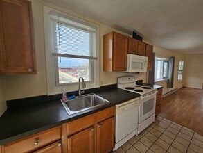 464 Meridian St in Boston, MA - Building Photo - Building Photo