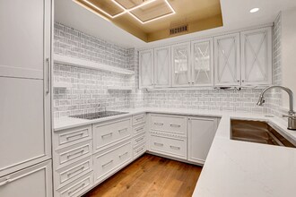 3131 E Alameda Ave in Denver, CO - Building Photo - Building Photo